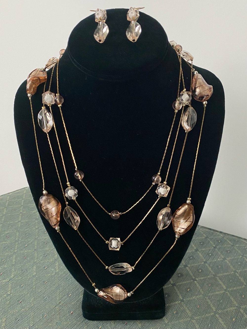 Elegant Gold and Brown Beaded Necklace and Earring Set